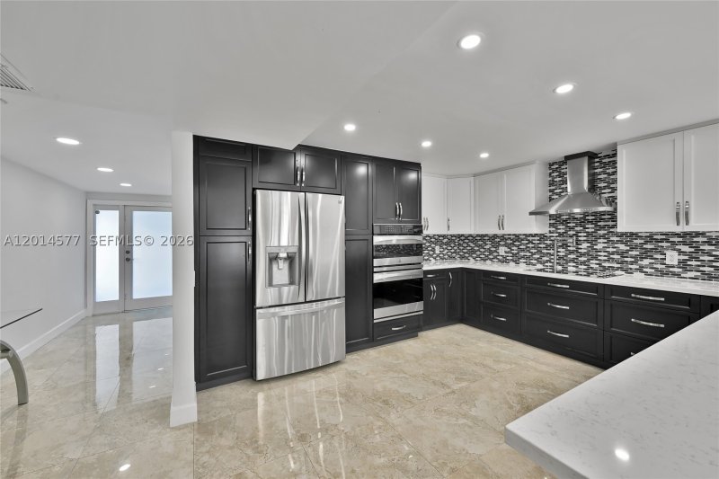 Comprar apartamento en Poinciana Island