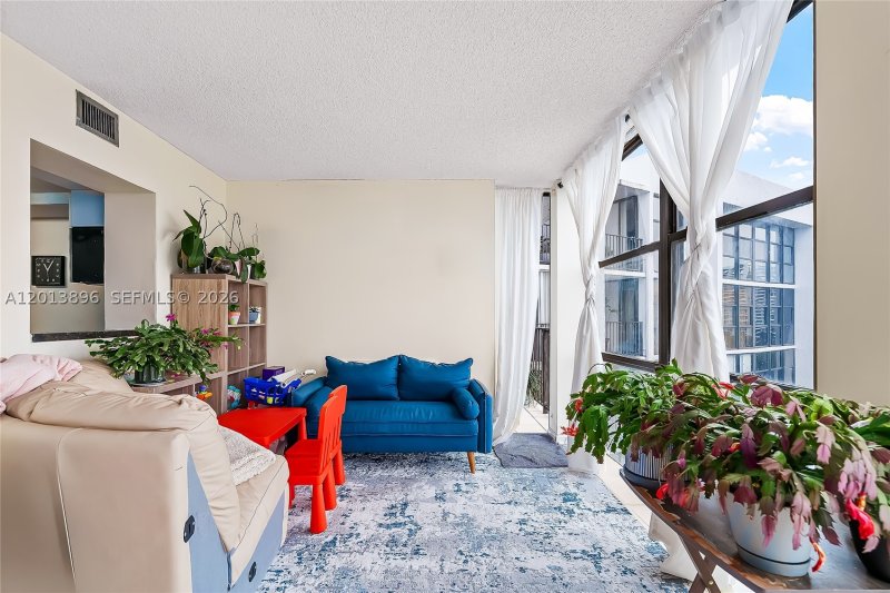 Apartment for rent at Oceanview Park 901
