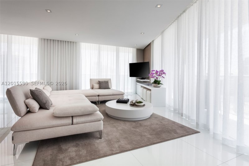 Apartment for rent at Eden House Condo 1402