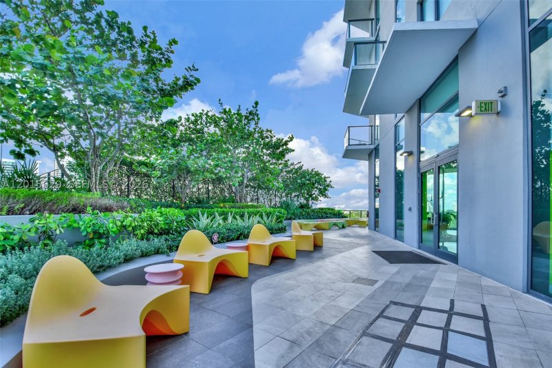 Condo for sale at Paraiso Bayviews 608