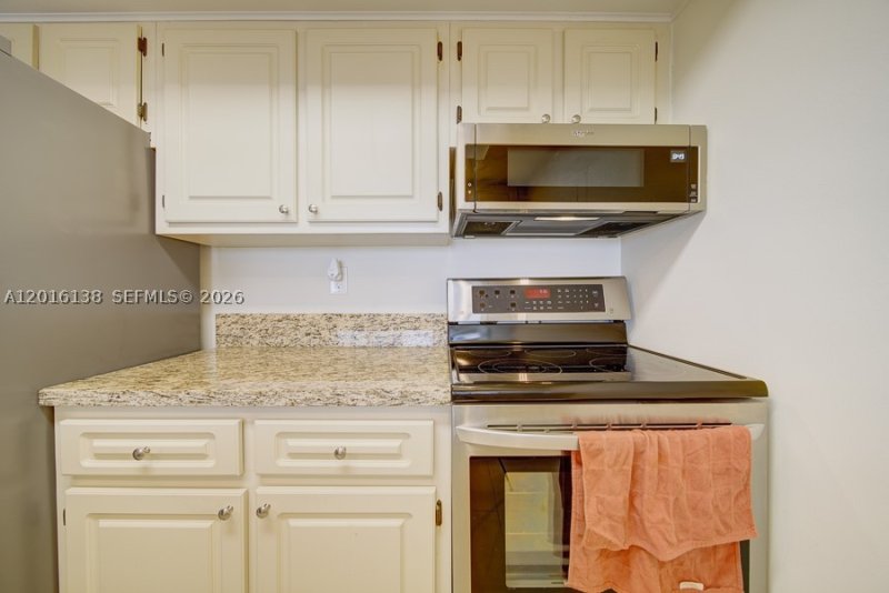Apartment for rent at Grandview Palace 703