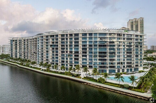 Comprar apartamento en Echo Aventura 408
