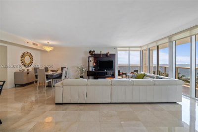 Aluguel de apartamento no Beach Club Three 1005