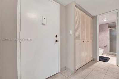 Aluguel de apartamento no Prince George 4C