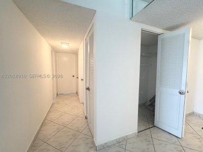 Comprar apartamento no Hallmark of Hollywood 1114