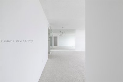 Comprar apartamento en Admirals Port Condos 504E