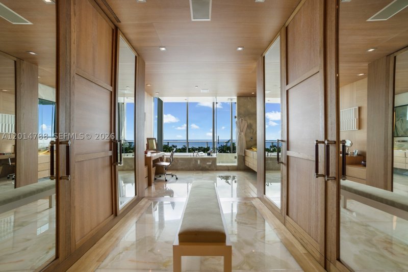 Comprar apartamento en Grovenor House 3201