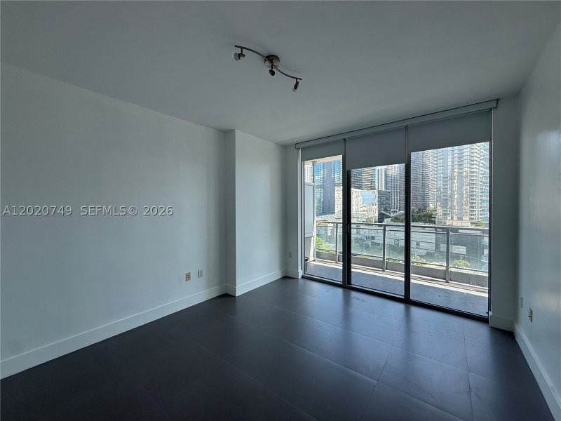 Comprar apartamento en Mint at Riverfront 1804
