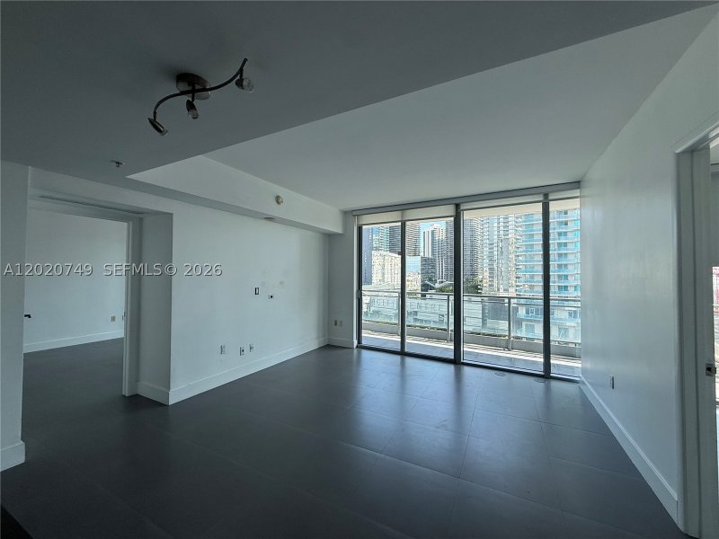 Comprar apartamento en Mint at Riverfront 1804
