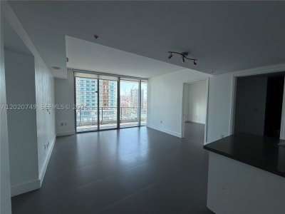 Comprar apartamento en Mint at Riverfront 1804