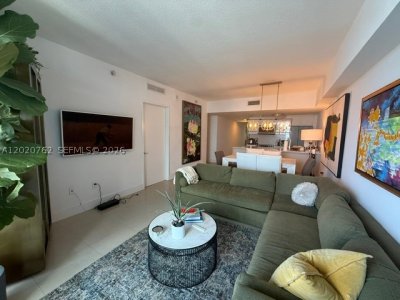 Comprar apartamento no Latitude On The River 3803