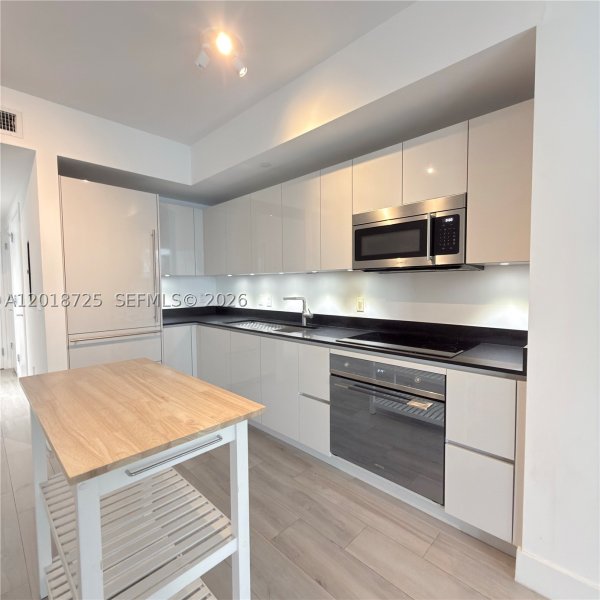 Condo for sale at 1010 Brickell 2208