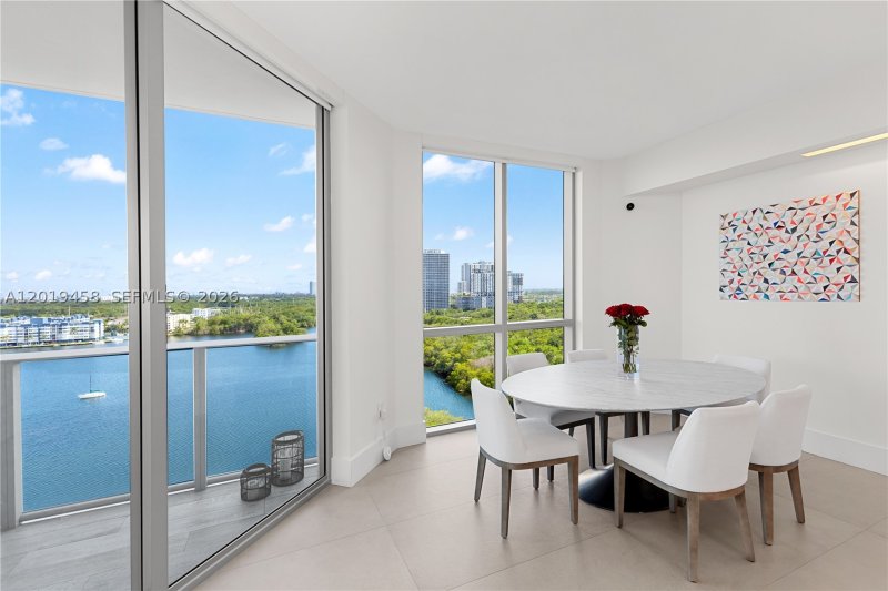 Condo for sale at Marina Palms Yacht Club 1406