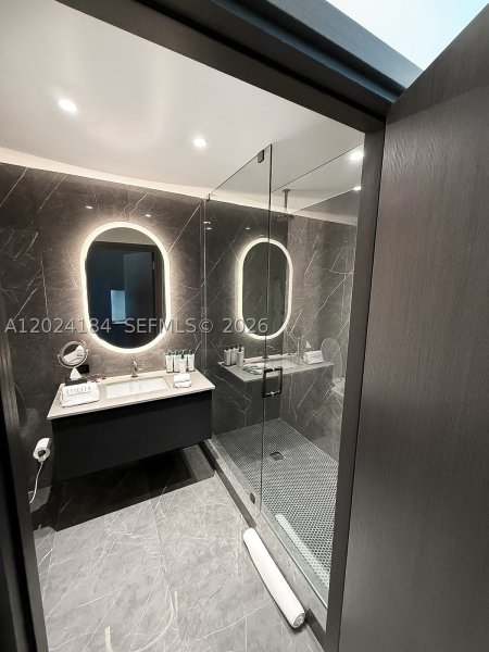 Comprar apartamento en E11EVEN Hotel & Residences 2601