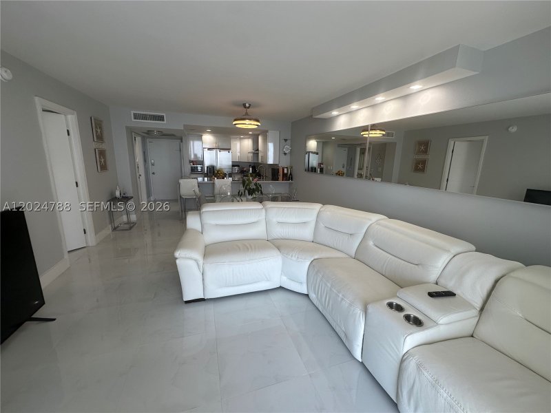 Apartment for rent at Parker Plaza Estates 916