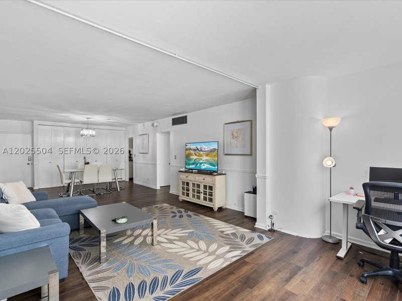 Condo for sale at Carriage Club North 222