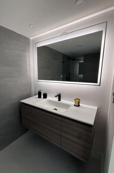 Condo for sale at Parker Tower 610