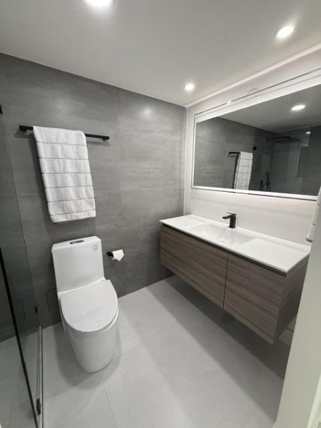 Condo for sale at Parker Tower 610