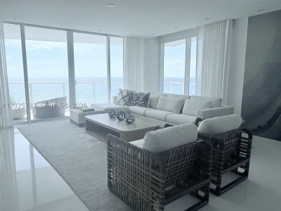 Comprar apartamento no Apogee Beach Hollywood 501