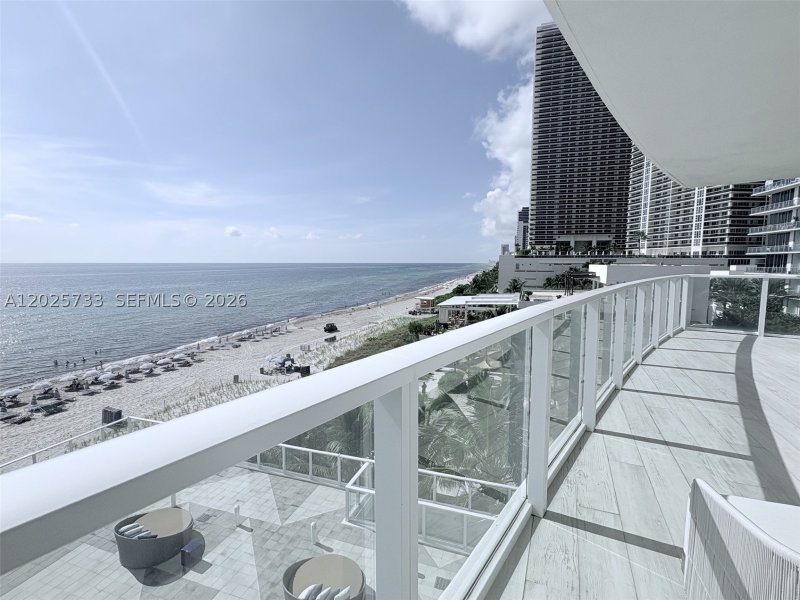 Condo for sale at Apogee Beach Hollywood 501