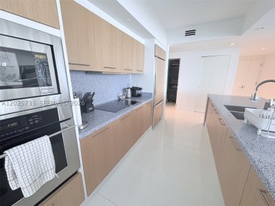 Comprar apartamento no Apogee Beach Hollywood 501