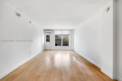 Comprar apartamento en Lincoln Towers B402