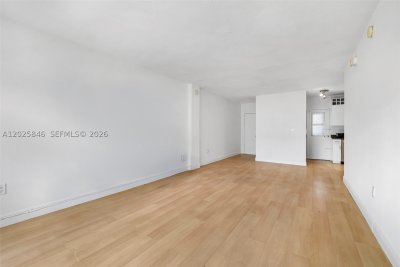 Comprar apartamento en Lincoln Towers B402
