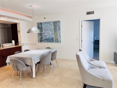 Aluguel de apartamento no Beach Club Two 1404