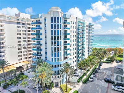 Comprar apartamento no The Waverly At Surfside 821