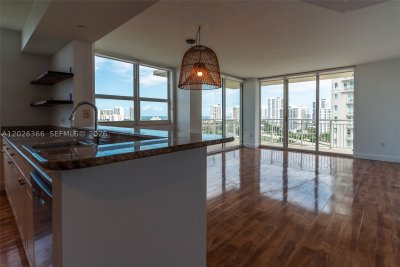 Alquiler de apartamento en Turnberry On The Green 1603
