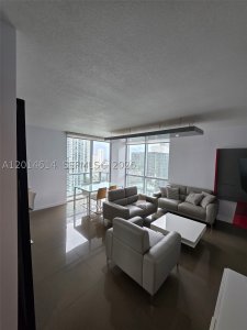 Comprar apartamento no Avenue on Brickell 1060 Tower 2201