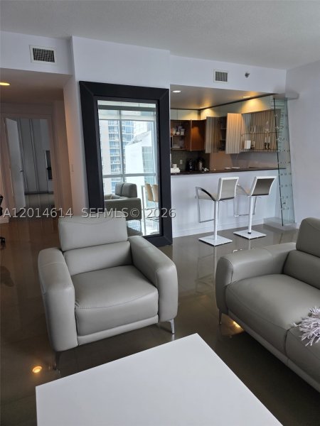 Comprar apartamento en Avenue on Brickell 1060 Tower 2201