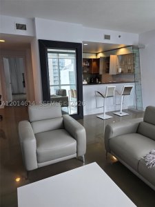 Comprar apartamento no Avenue on Brickell 1060 Tower 2201
