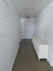 Comprar apartamento no Avenue on Brickell 1060 Tower 2201