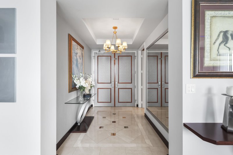 Condo for sale at Watergarden Ph 4