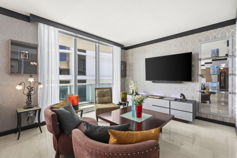 Condo for sale at Watergarden Ph 4