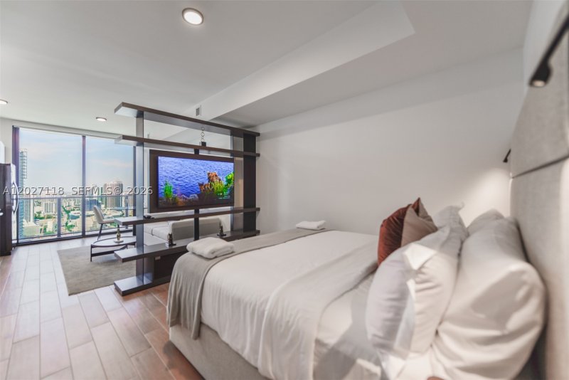 Property photo # 4