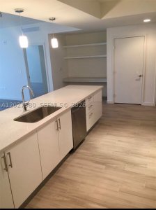 Comprar apartamento no Nine at Mary Brickell Village 2005