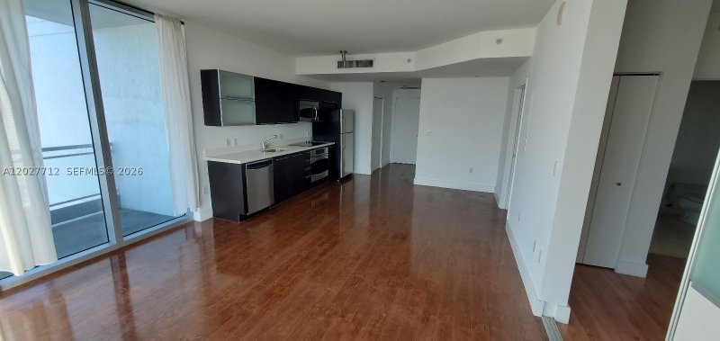 Apartment for rent at The Ivy 2705