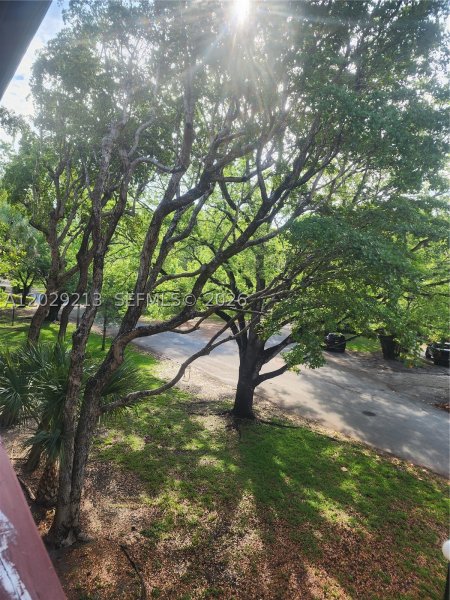 Condo for sale at Villa Capri 304