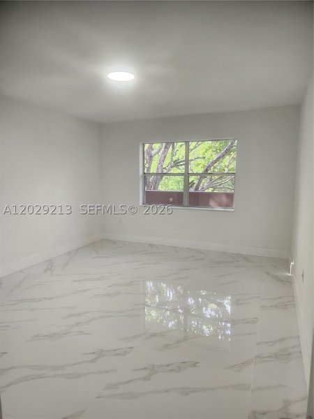 Condo for sale at Villa Capri 304
