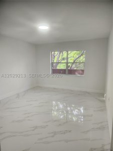 Comprar apartamento en Villa Capri 304