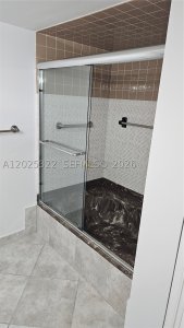 Aluguel de apartamento no Avant Garde 408