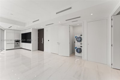 Aluguel de apartamento no Aston Martin Residences 1406