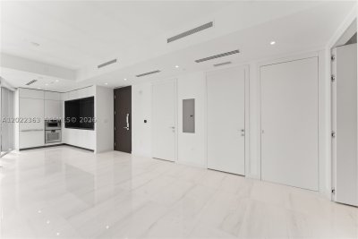 Aluguel de apartamento no Aston Martin Residences 1406