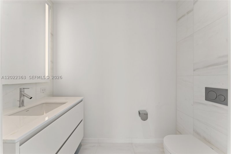 Alquiler de apartamento en Aston Martin Residences 1406