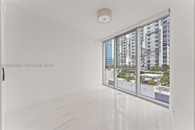 Aluguel de apartamento no Aston Martin Residences 1406