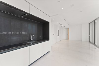 Aluguel de apartamento no Aston Martin Residences 1406