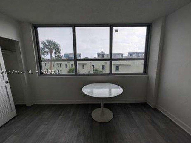 Condo for sale at Flamingo 310S