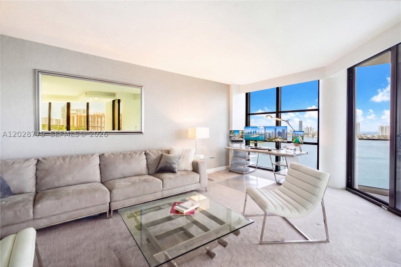 Condo for sale at Williams Island 2800 1605